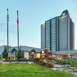 Doubletree By Hilton Airport, On טורונטו